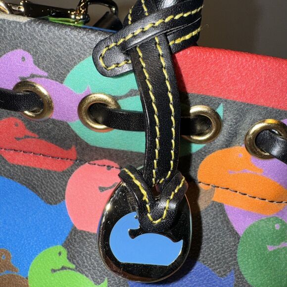 NWOT Vintage Dooney & Bourke Wonder Ducks Black Handbag Satchel Crossbody CLEAN - Picture 2 of 13